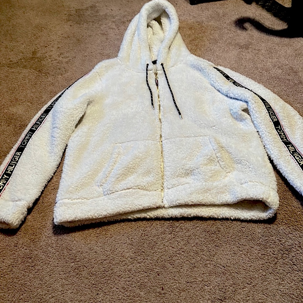 white fuzzy jacket